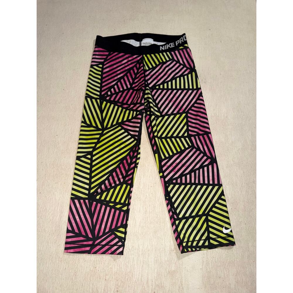 Nike pro women’s black & neon design athletic capris - Picture 3 of 16